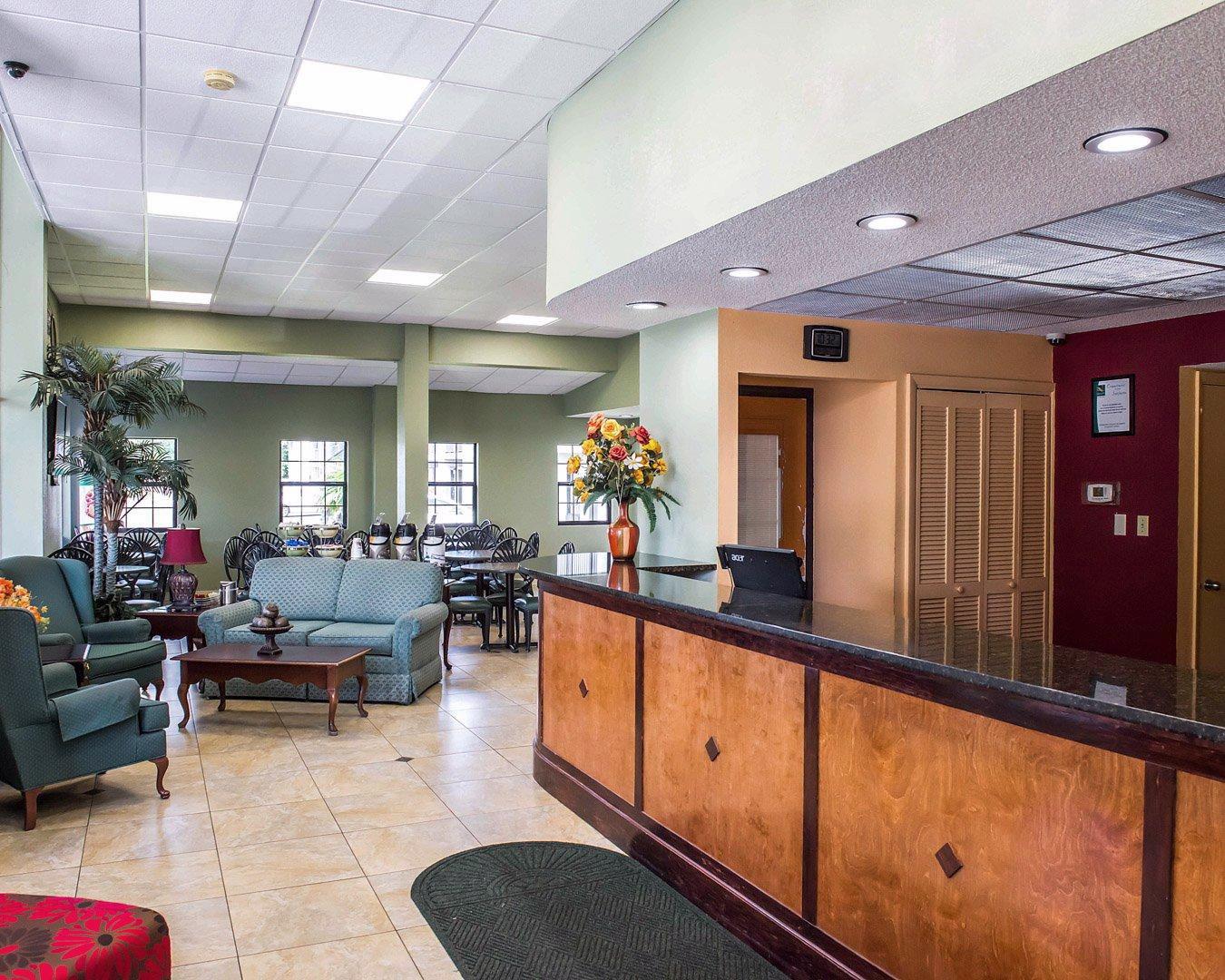 Quality Inn & Conference Center Panama City Bagian luar foto