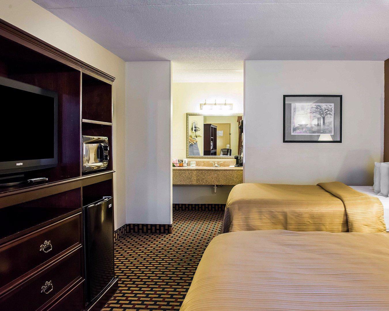 Quality Inn & Conference Center Panama City Bagian luar foto
