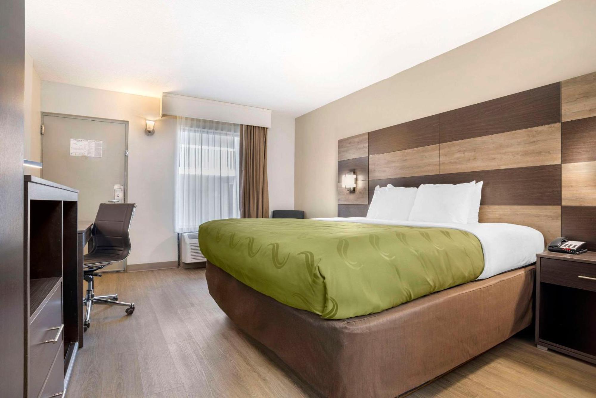 Quality Inn & Conference Center Panama City Bagian luar foto