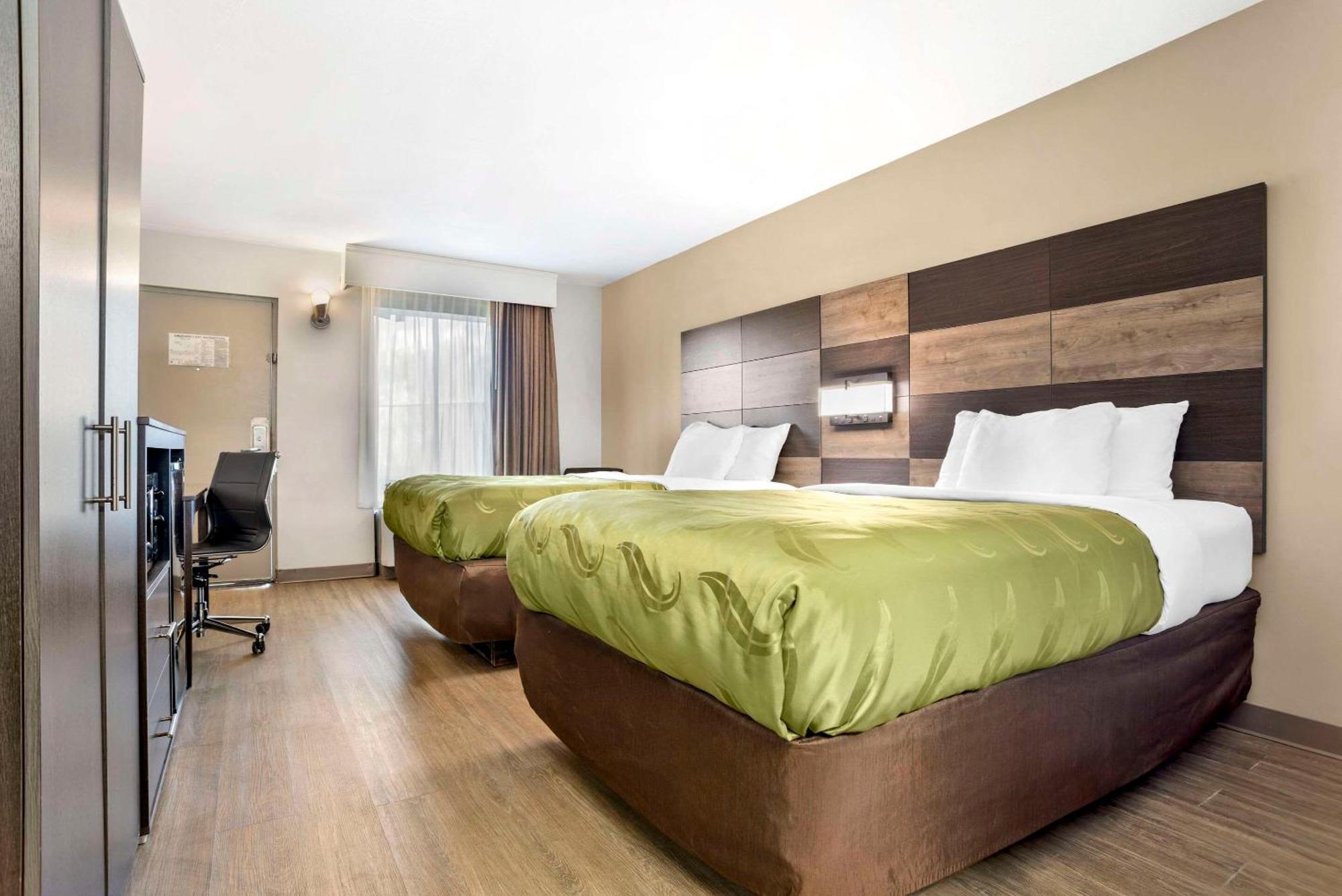 Quality Inn & Conference Center Panama City Bagian luar foto